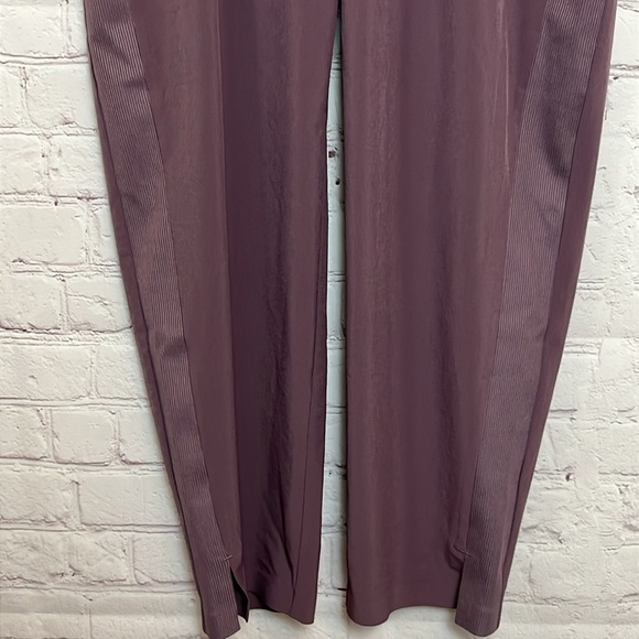 Athleta Brooklyn Ankle Pant in Damask Mauve - Picture 5 of 14
